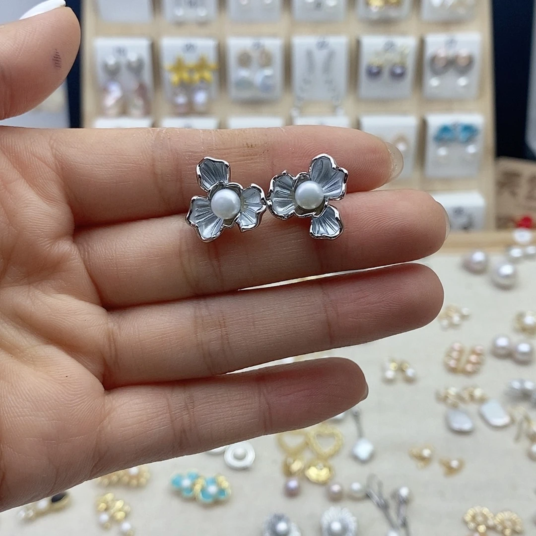 未镶嵌淡水珍珠耳饰