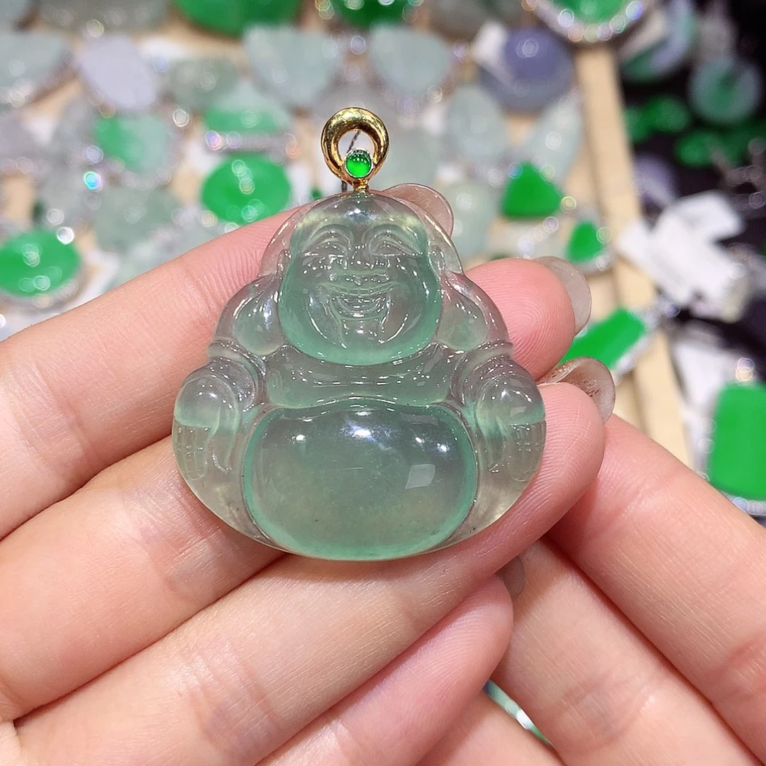 翡翠18K金镶嵌颈饰佛