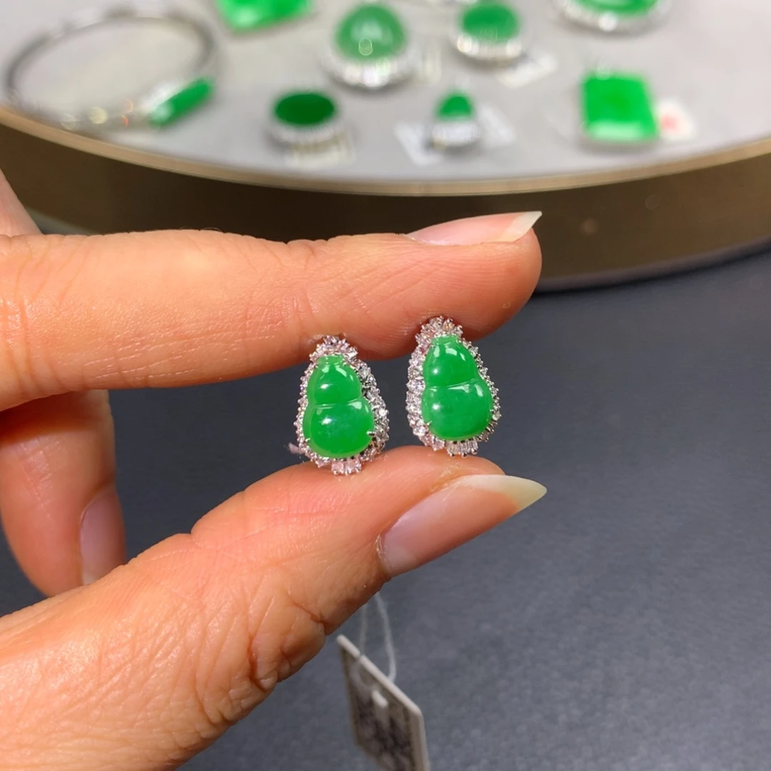 翡翠耳饰18K金镶嵌翡翠
