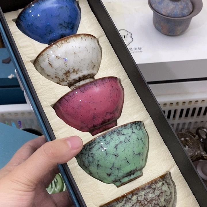 陶瓷艺术品及陶瓷壶壶