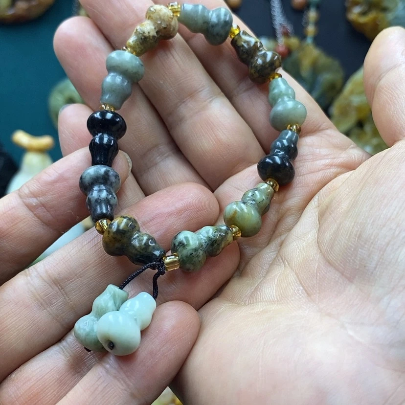 【闪购商品】蛇纹石玉未镶嵌手串