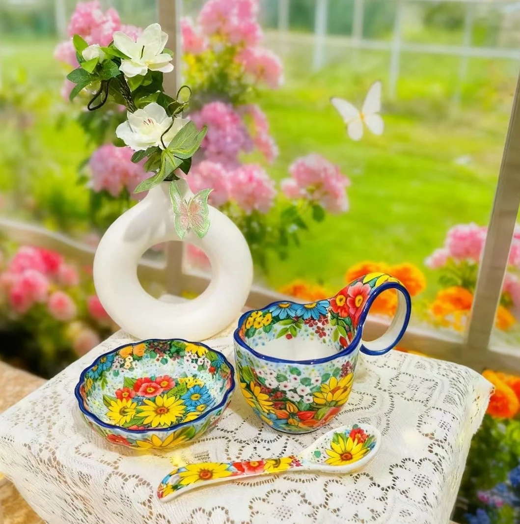 雏菊花园系列 曲把杯+勺+碟三件套