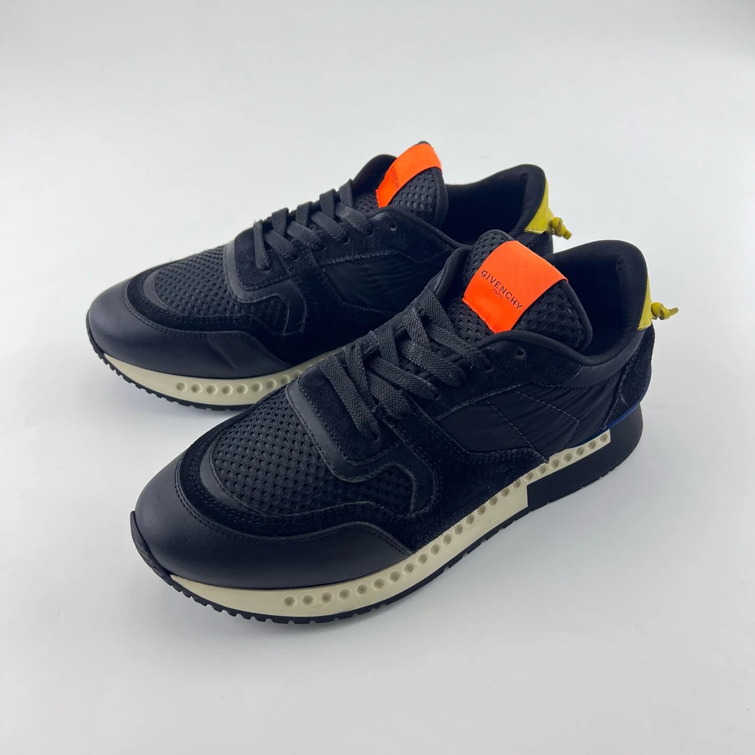 95新 Givenchy/纪梵希 38码/黑色经典小牛皮低帮系带鞋/13297149