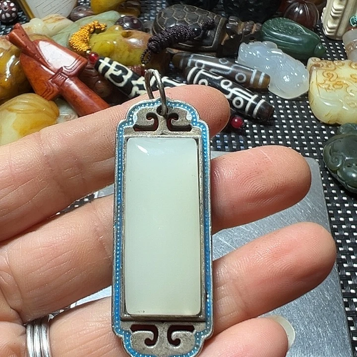 蛇纹石玉合金珠宝奇石