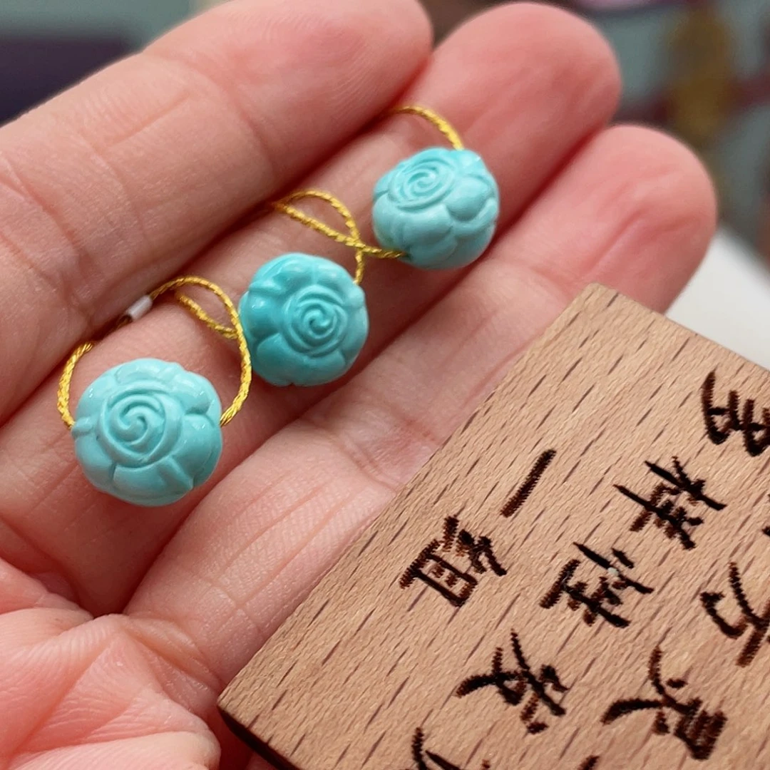 绿松石颈饰未镶嵌