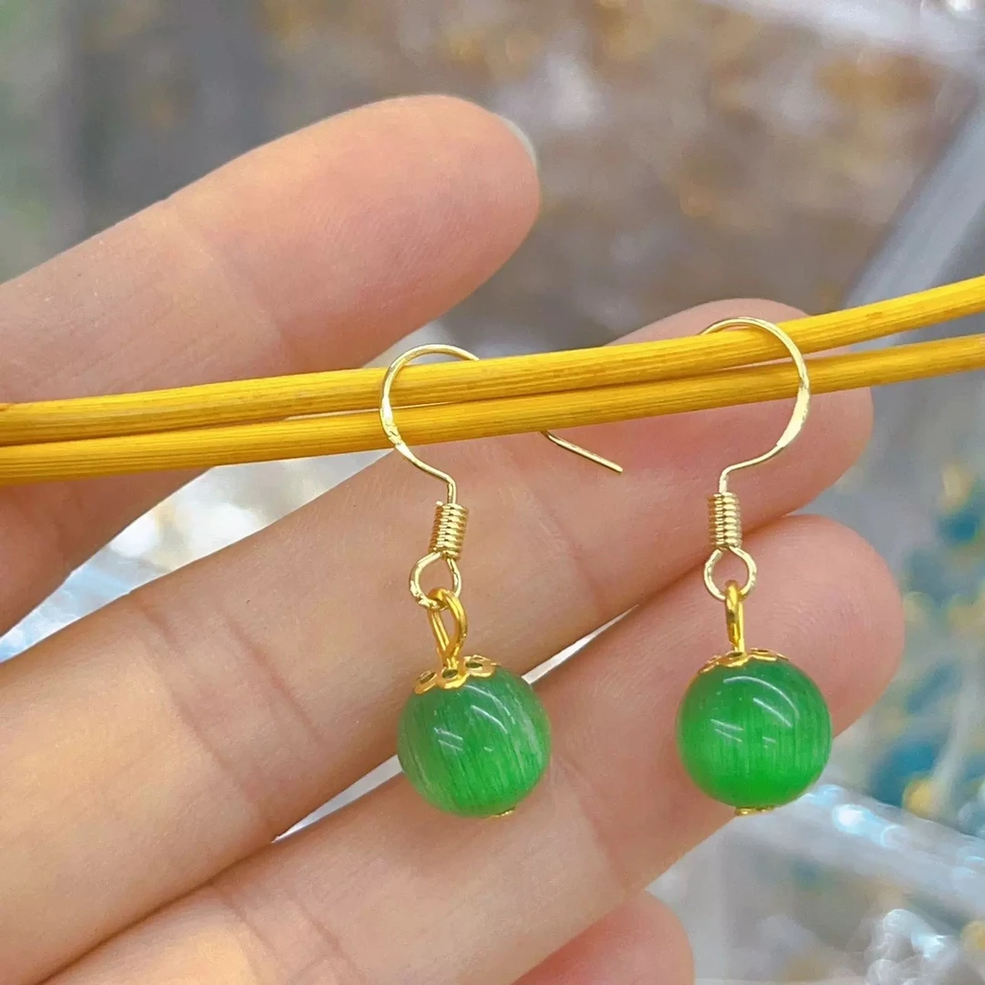 主播开播超级福利绿猫眼耳钩