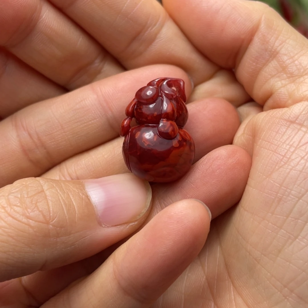 【闪购商品】未镶嵌原矿手串南红玛瑙晓*