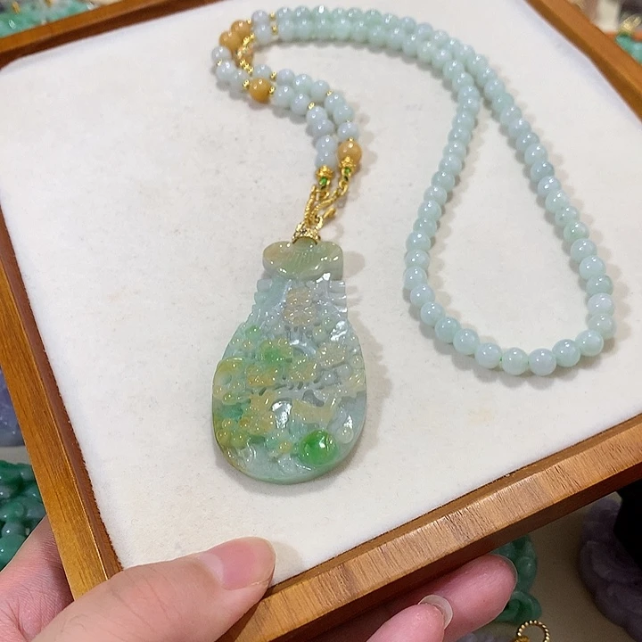 翡翠未镶嵌颈饰翡翠吊坠