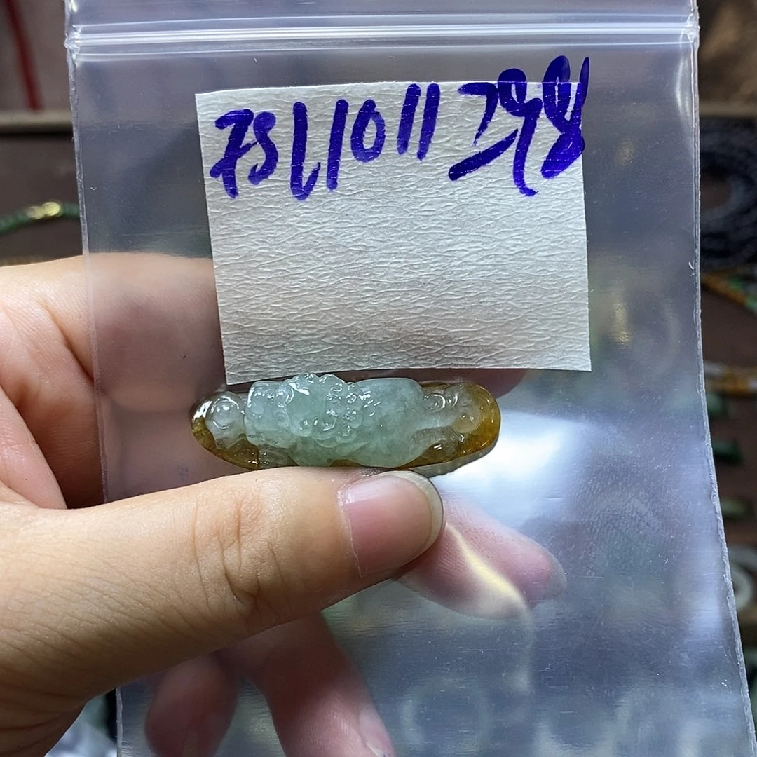 未镶嵌定制翡翠B****?