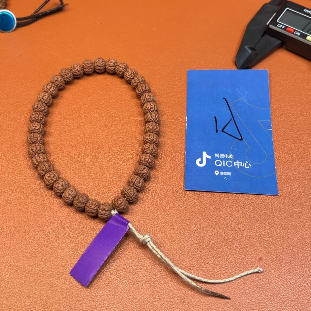 二***手金刚菩提吊坠金刚