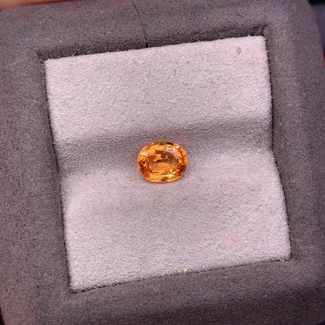 珠宝半成品未镶嵌石榴石（芬达石）1.43ct精品全净芬达石