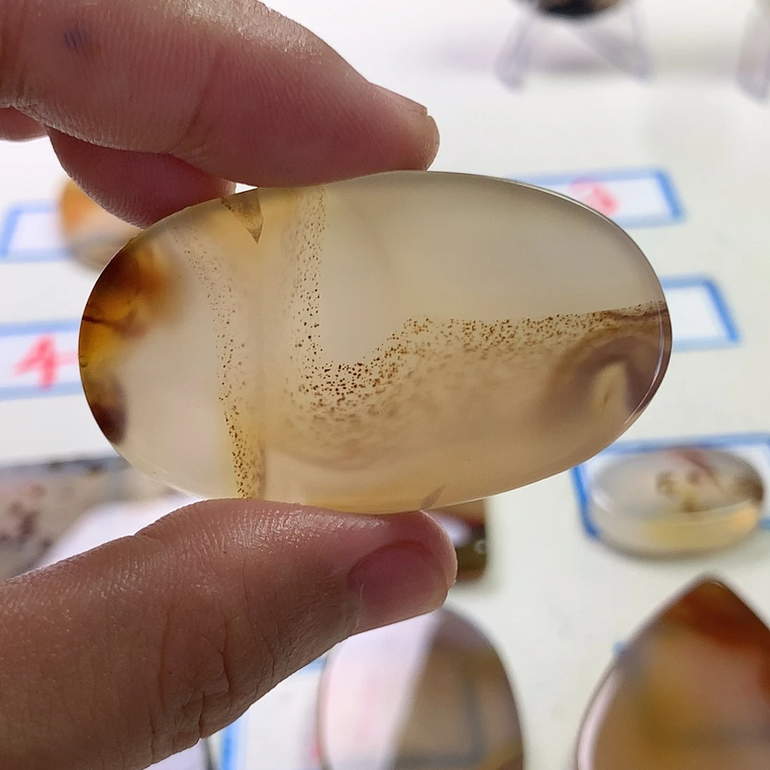 未镶嵌玛瑙/玉髓珠宝半成品