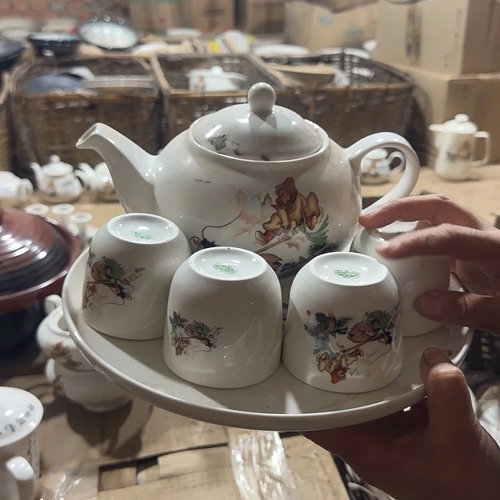 库存微瑕三打白骨精多空茶壶一套容量1000