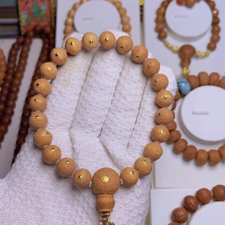 尼泊尔凤眼菩提手串。尺寸11左右