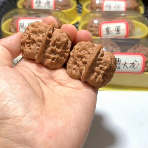 吊坠文玩核桃金钟