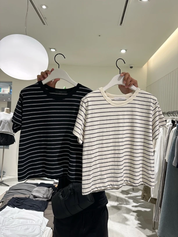 条纹显瘦圆领短款日系修身女T恤GRA