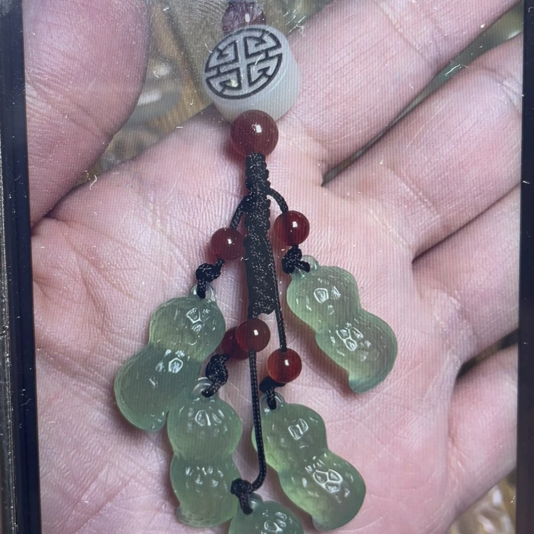 未镶嵌蛇纹石玉钥匙扣