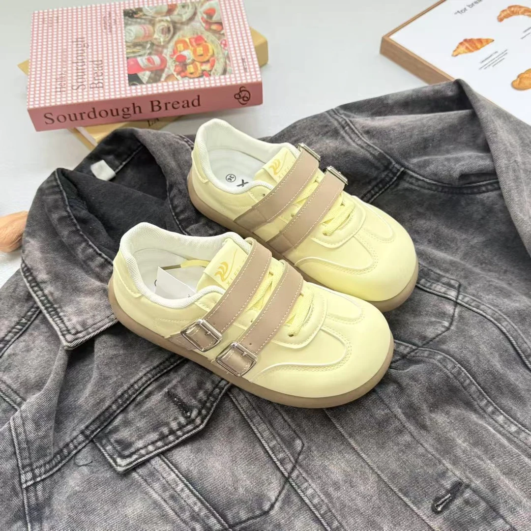 丑萌魔术贴板鞋德训新款chic小众设计泡芙学生小白鞋-xy030