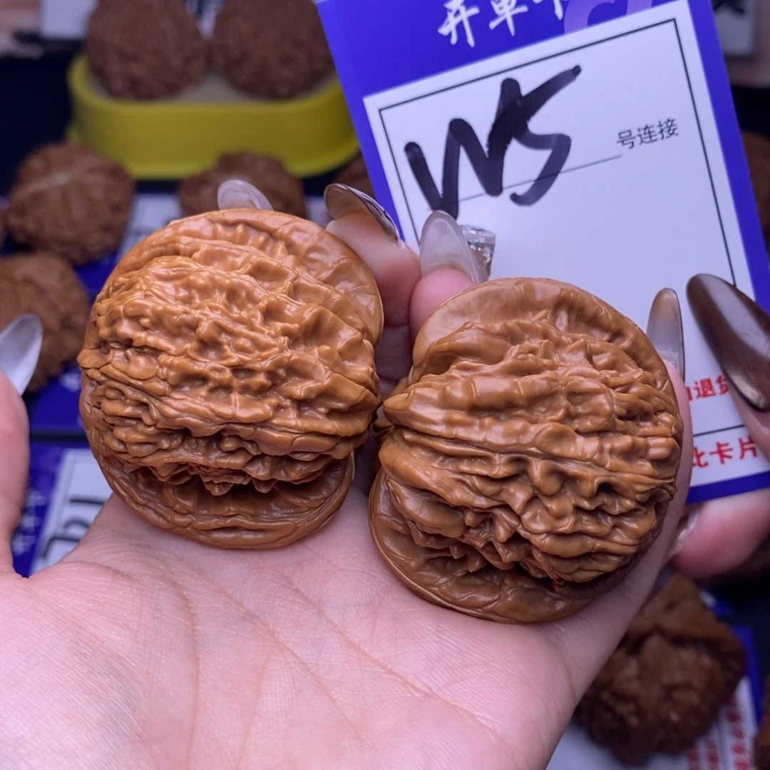 文玩核桃吊坠W5链接 四座楼45尺