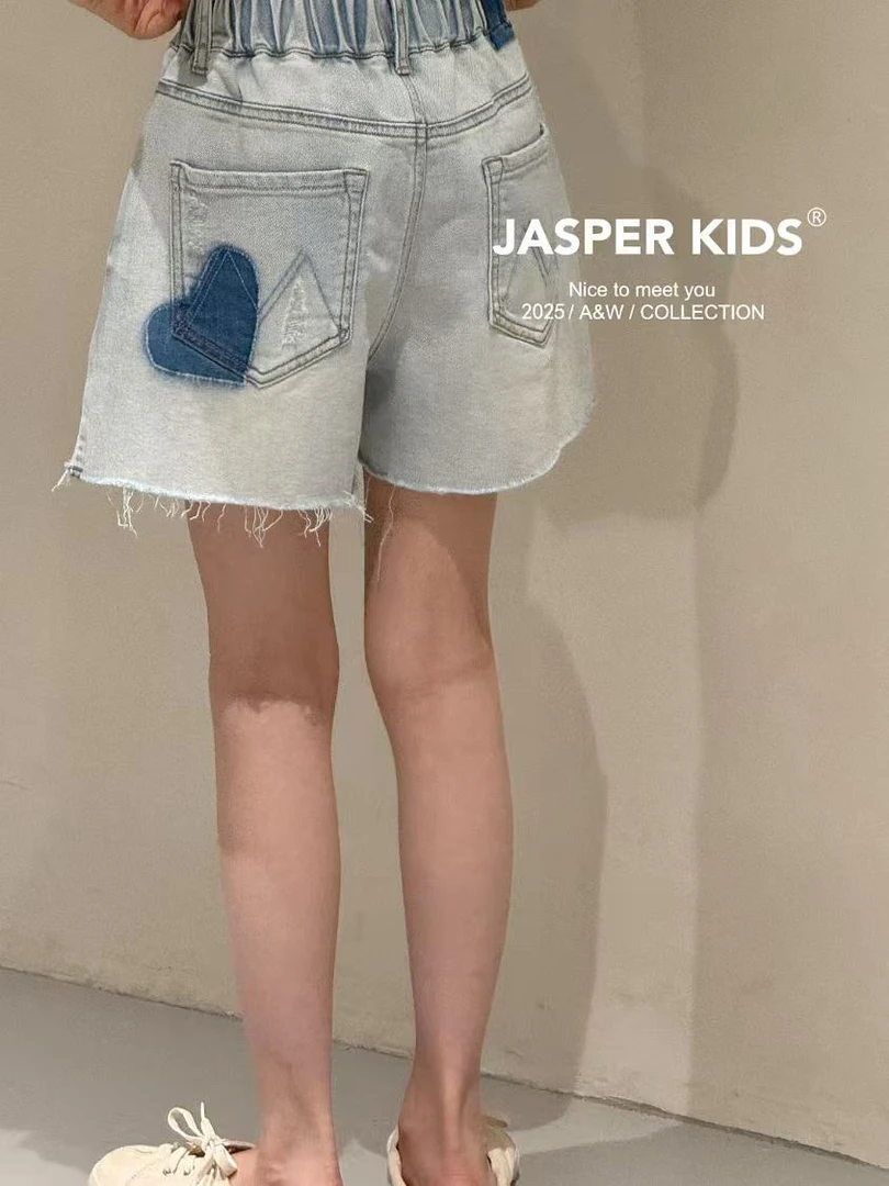 Jasper 2010夏季女童新款口袋爱心牛仔短裤