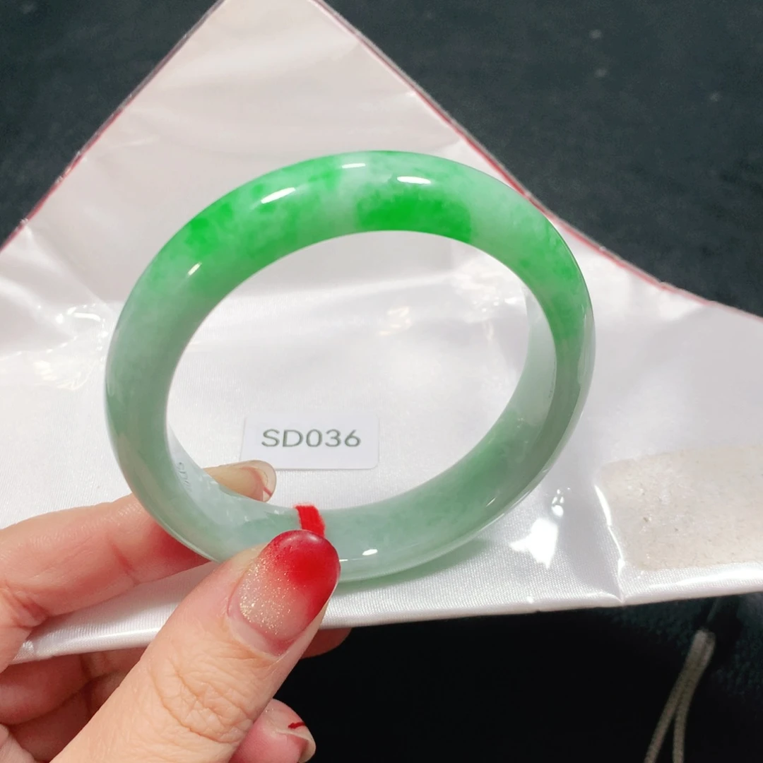 翡翠未镶嵌手镯SD036-03