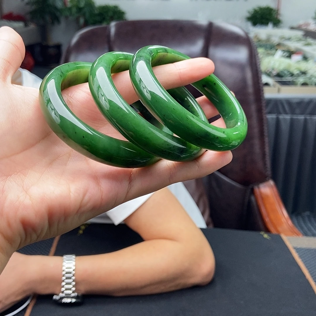 和田玉手镯未镶嵌61-64颜色多样性发拍一发一