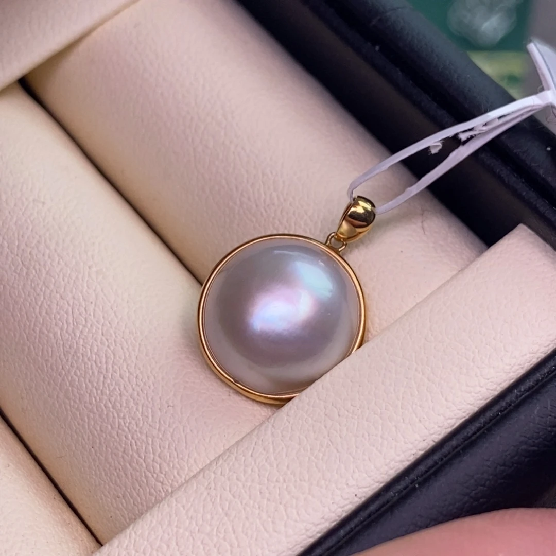 18K金镶嵌颈饰拼合珍珠（马贝珠）