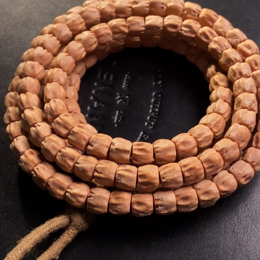 吊坠柏香籽/百香籽方寸