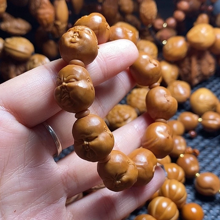 吊坠橄榄核人生百态