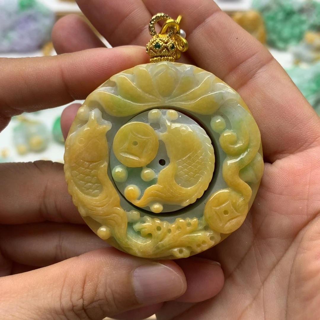 翡翠未镶嵌颈饰翡翠