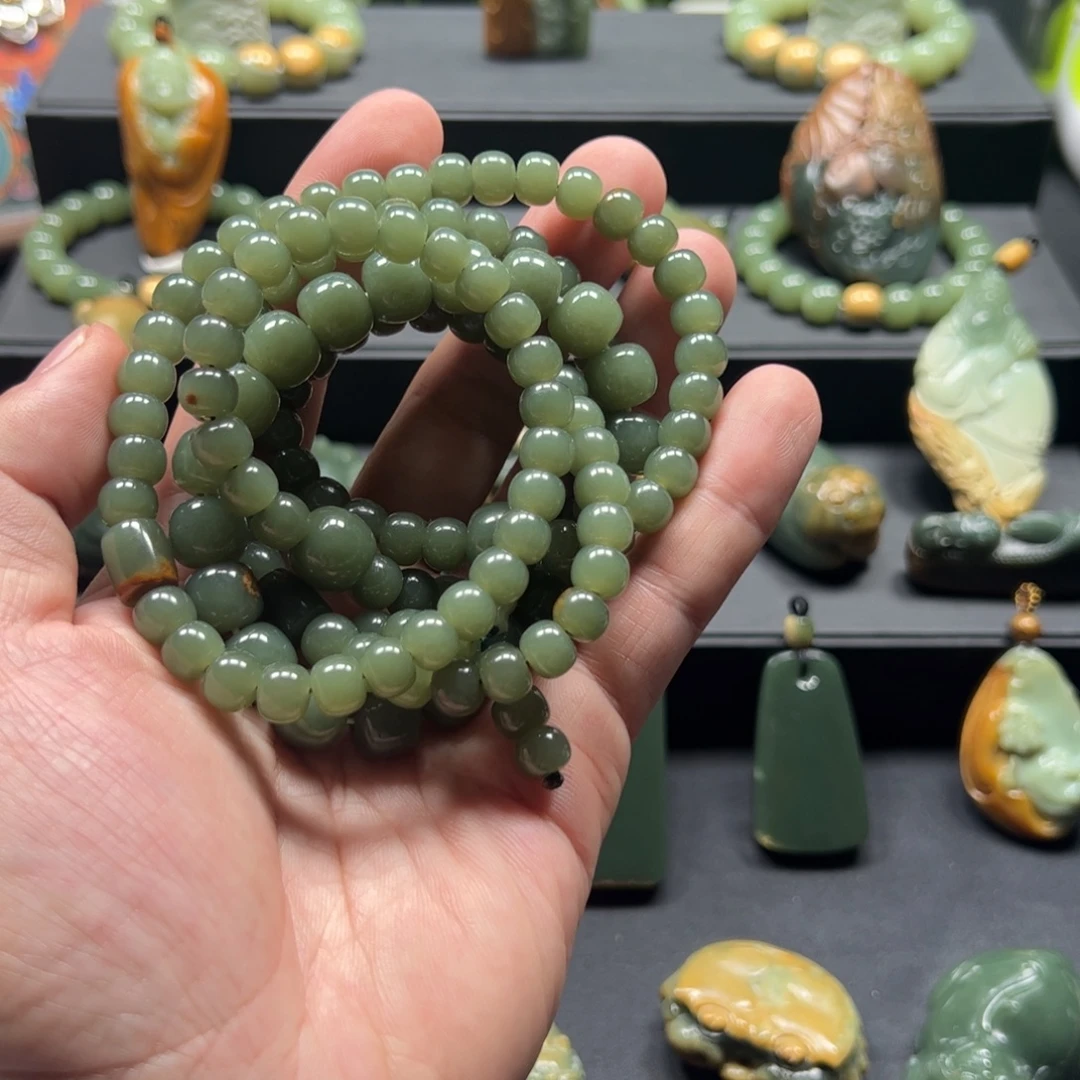 八***锦岫岩河磨玉（透闪石质玉）未镶嵌颈饰