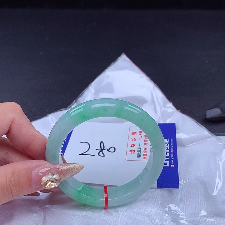 翡翠手镯未镶嵌手镯001231