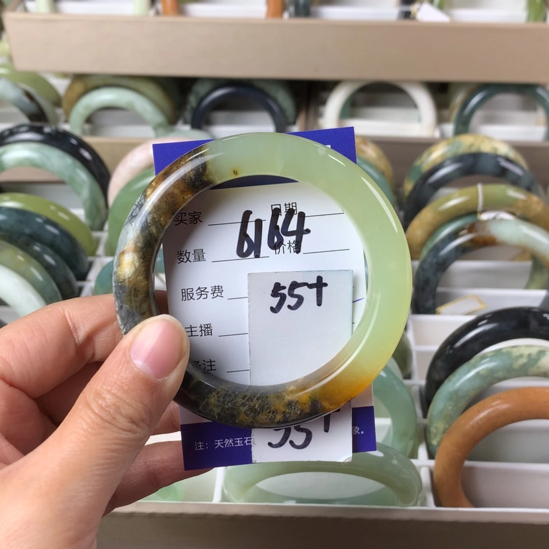 蛇纹石玉手镯未镶嵌6164