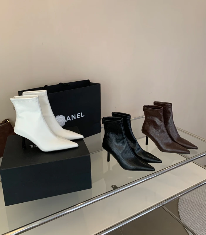 尖头短靴女2025年秋冬新款靴子法式短筒靴小众瘦瘦女靴细跟高跟靴