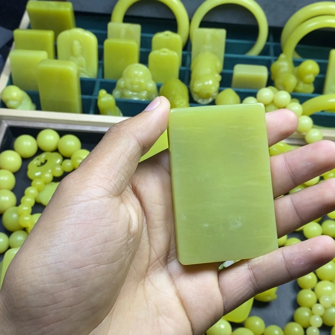 没***¥非金属无无事牌47