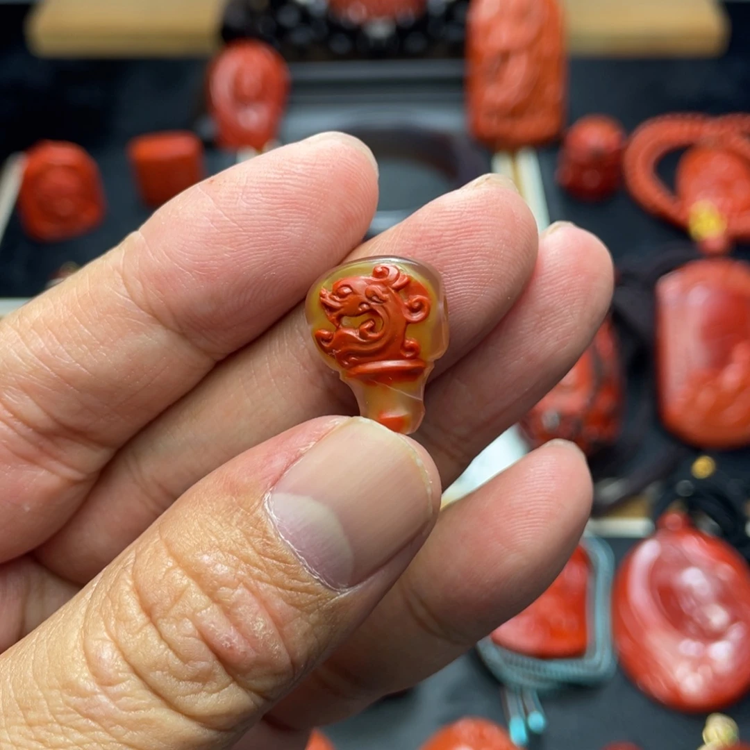 南红玛瑙未镶嵌吊坠