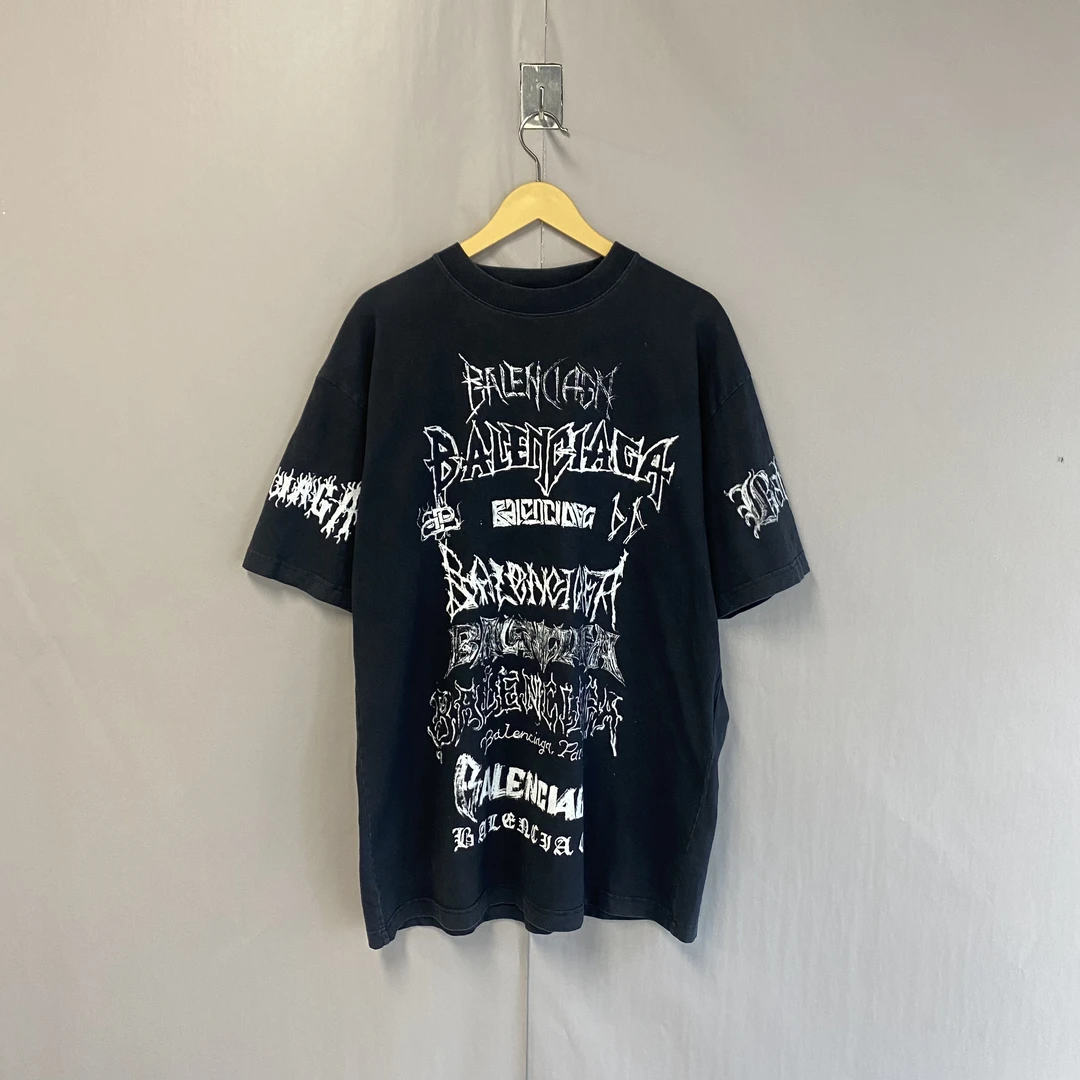 99新 Balenciaga/巴黎世家 黑色龙年限定梵文短袖 s 码 #5396