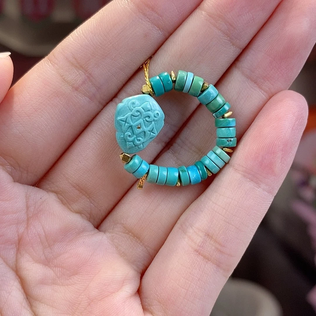 未镶嵌绿松石珠宝奇石