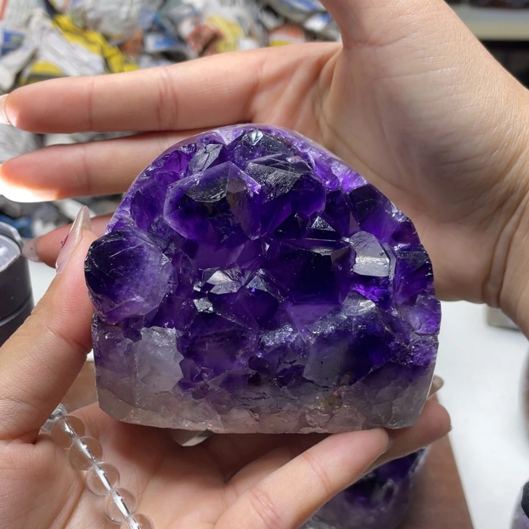 紫晶大型摆件（非配饰）未镶嵌月**人
