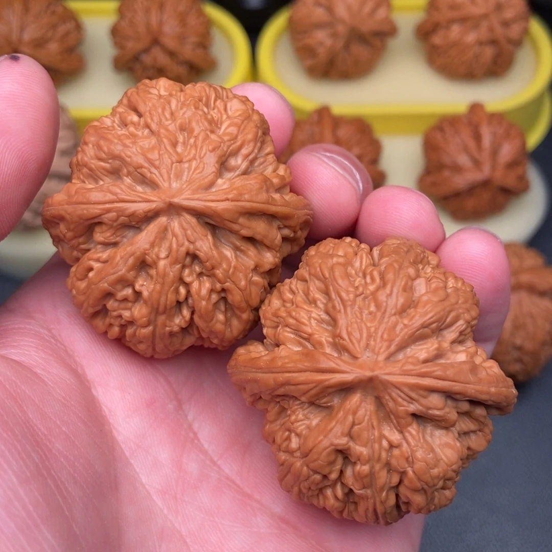 文玩核桃把件毕业球筋44