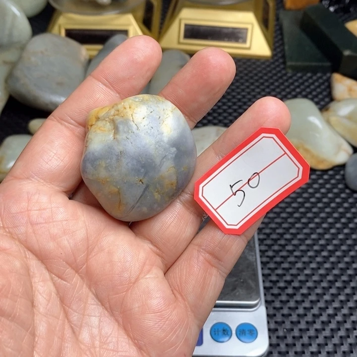 未镶嵌和田玉把件50