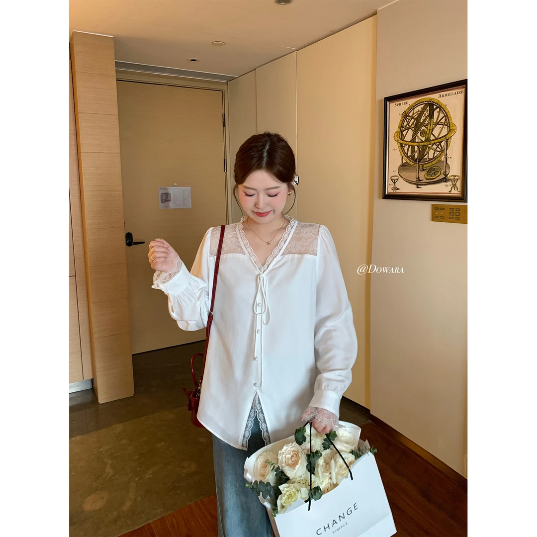 现货大婉酱微胖定制欧若风气质小衫春夏V领蕾丝边系带衬衫女8089D