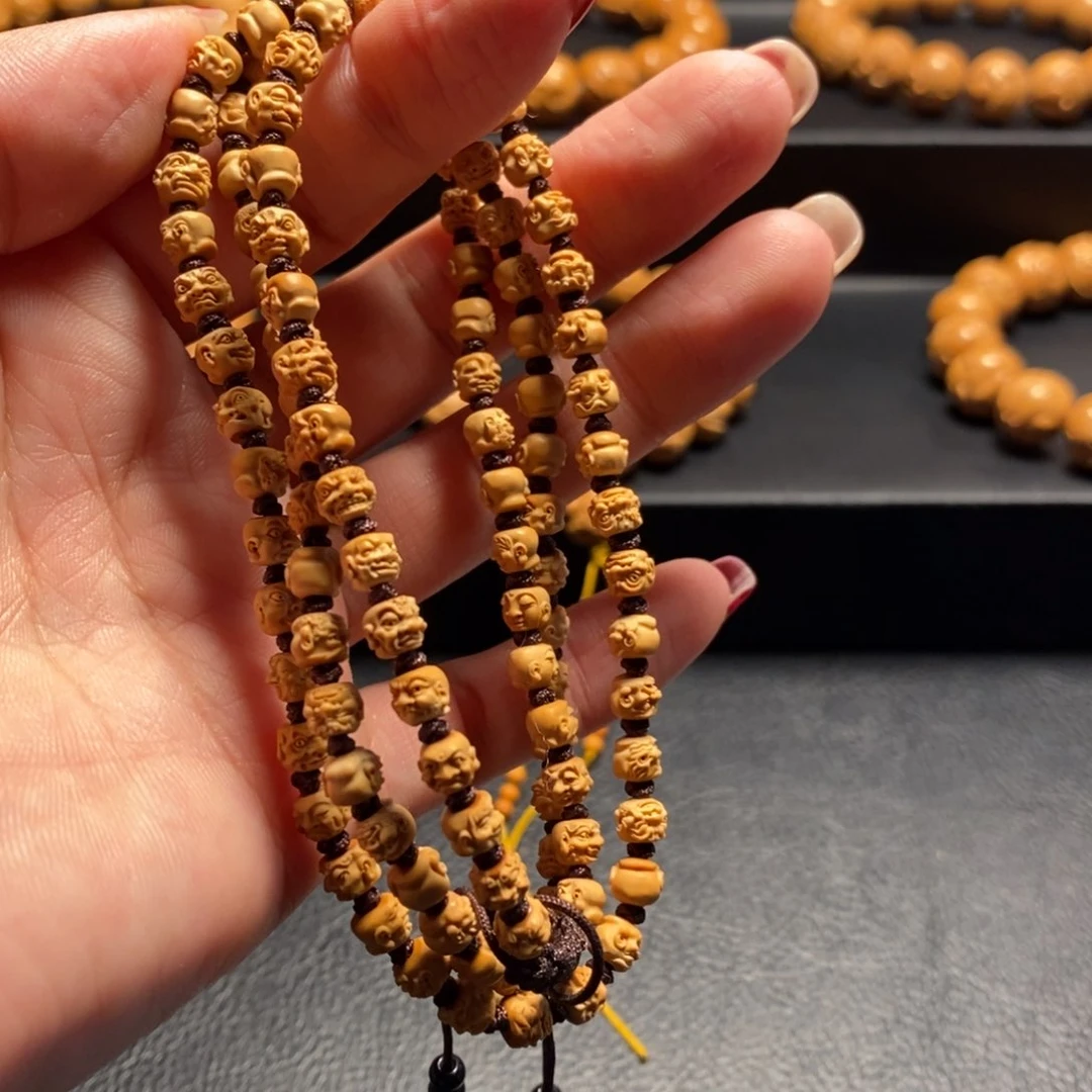 猴头核桃手串࿐****࿐核尖108