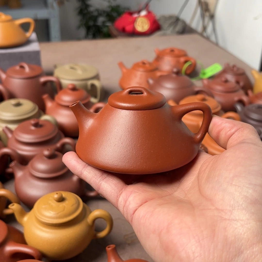 ┢***┡茶壶紫砂朱泥微瑕疵福利