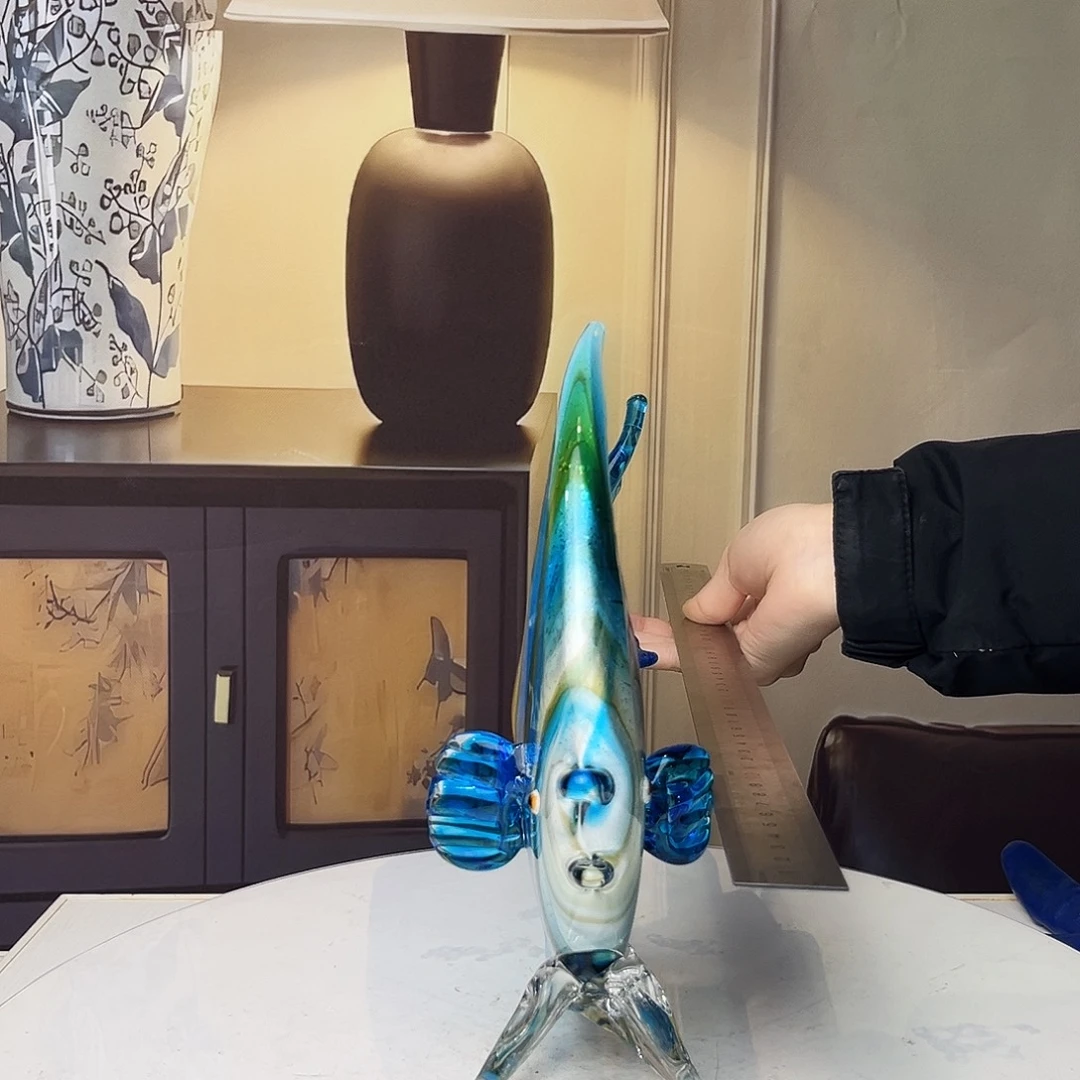 琉璃手工艺品琉璃的颜色是什么颜色的呢