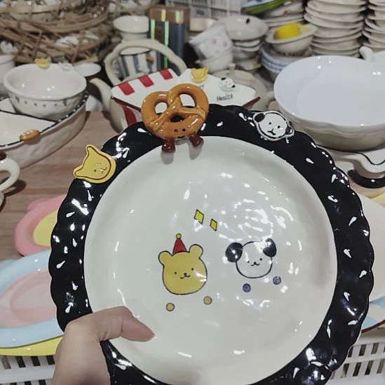 ᰔ***郑瓷瑕疵陶瓷介意不拍黑边盘（边裂）