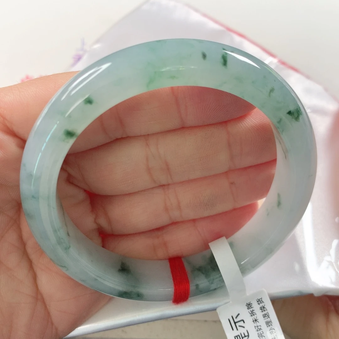 未镶嵌手镯翡翠山**雨