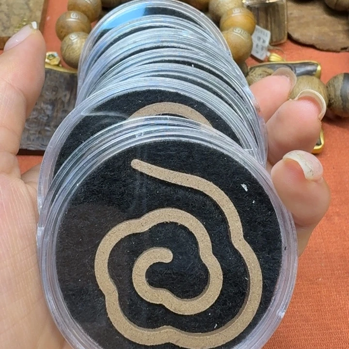 大叶紫檀（黑酸枝木类）