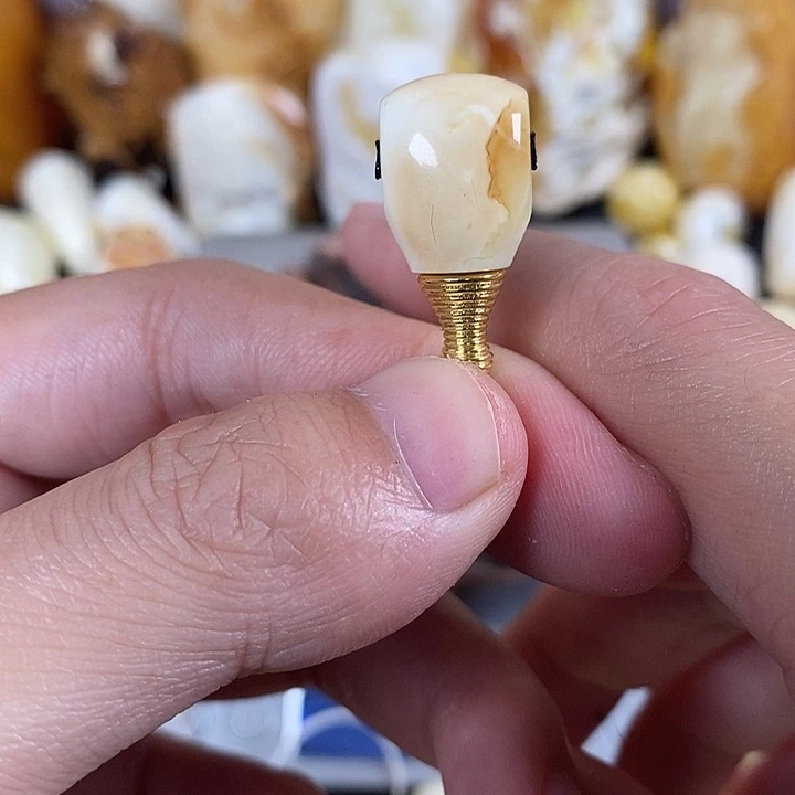 琥珀未镶嵌珠宝奇石我