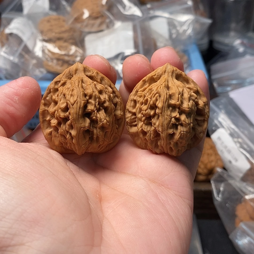 1文玩核桃龙门柱37-463